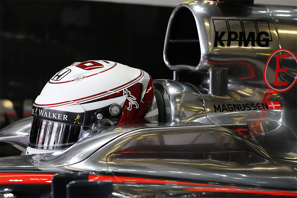 Kevin Magnussen deltager i løbet hos Vandel Gokart
(Foto: McLaren Racing)